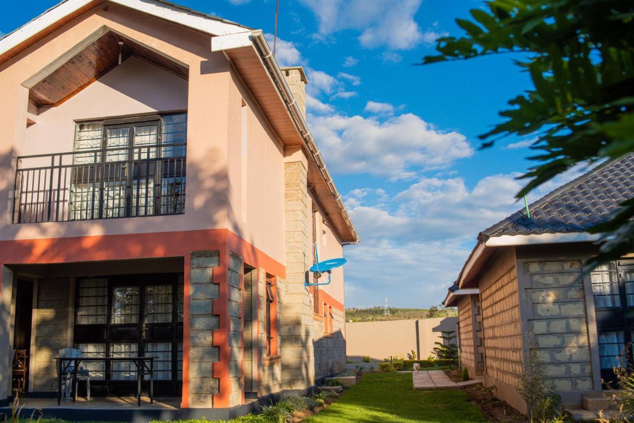 El Sueno Homestay ナイバシャ エクステリア 写真